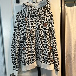 Wanakome printed double hood sweater